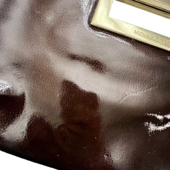 🎉SALE🎉 Michael Kors Berkley Large Clutch‎ Shiny Crimson Patent Leather Formal - Picture 4 of 9